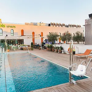 Отель Ibis Styles Santa Justa