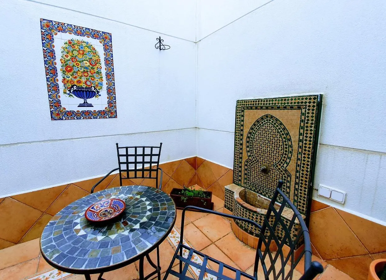 Triana Luxury Home Sevilla 3*,  España